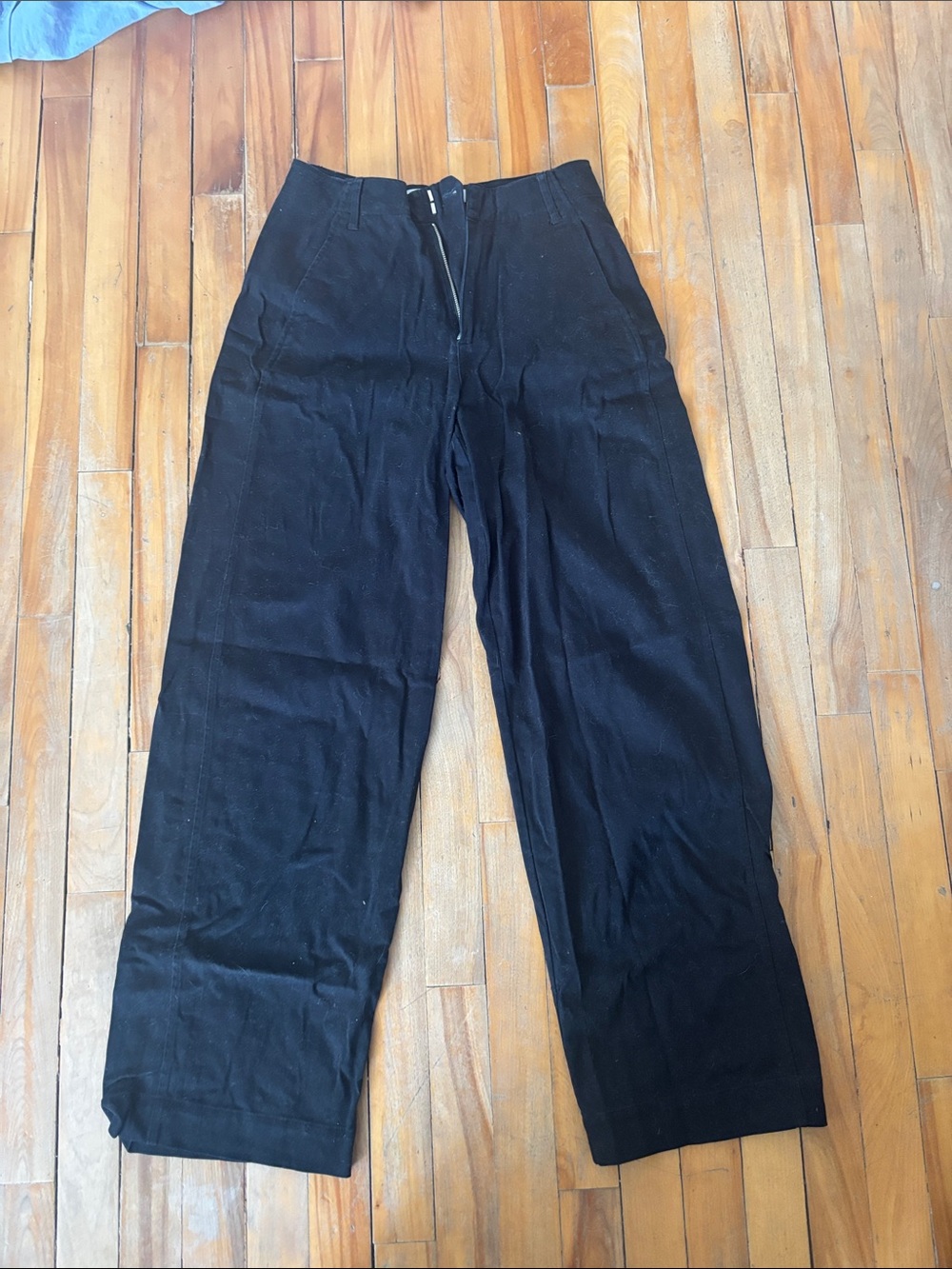 twik Black Wide-Leg Chinos